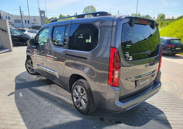 Toyota Proace City Verso cena 140000 przebieg: 21538, rok produkcji 2023 z Rypin małe 596